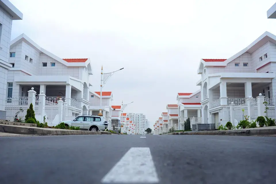 roofing contractor Amity