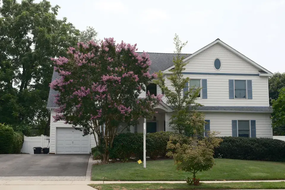 roofing contractor Mount Angel